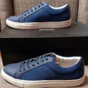 Alfani Men's Grayson Perforated Blue Sneakers Size  8